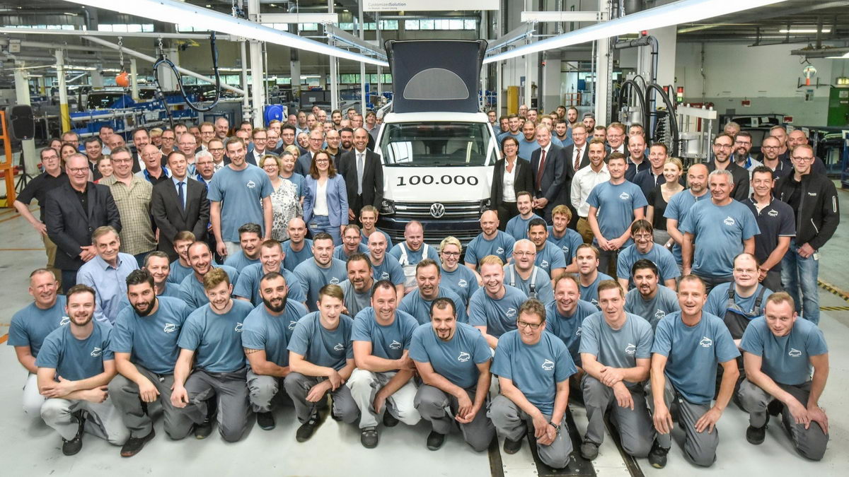 Volkswagen California, výrobní linku v Hannoveru už opustilo 100 000. kempingových vozů
