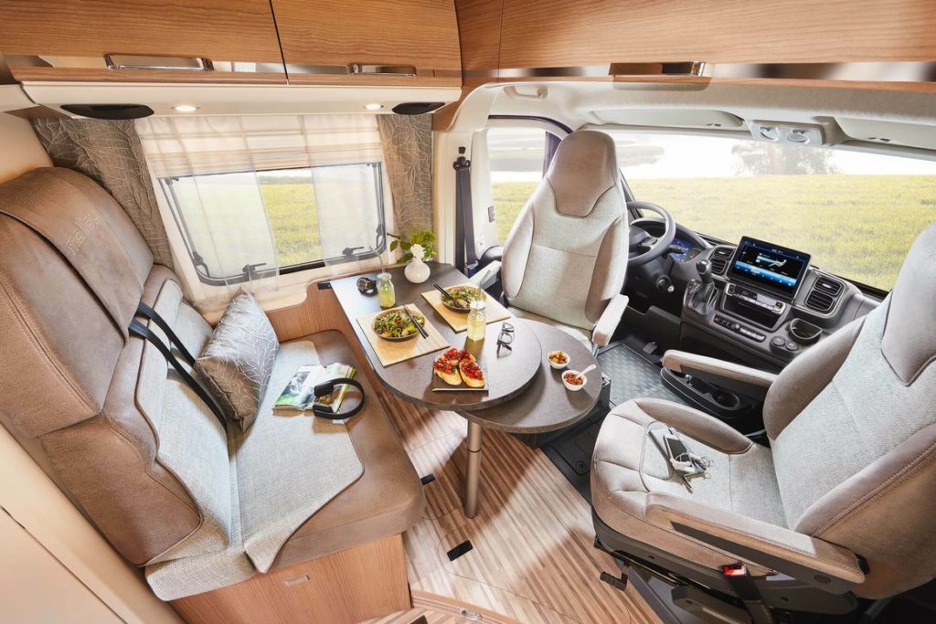 Malibu Van First Class - Two Rooms 640 LE RB