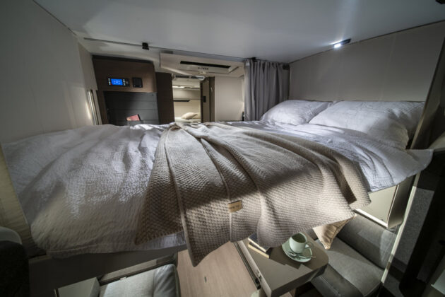 Adria Matrix Select 670 DL, modelov&yacute; rok 2027